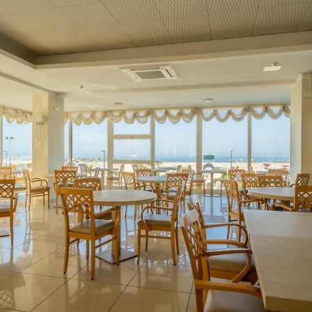 Hotel Astor Rimini Extérieur photo