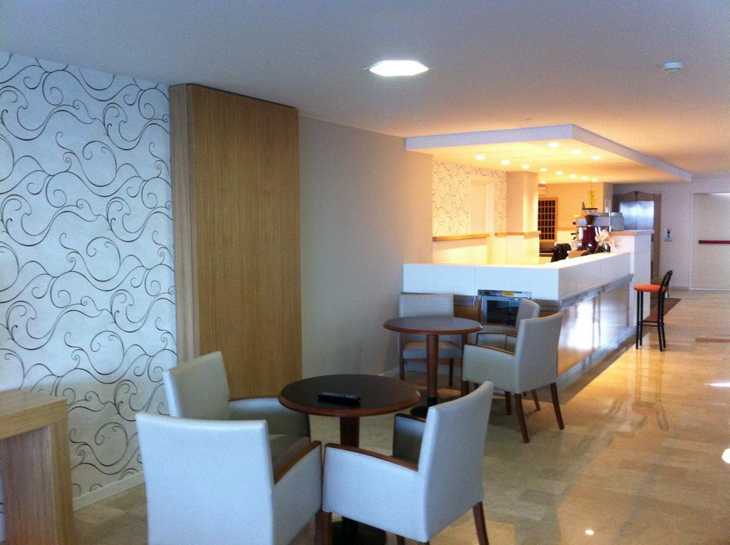 Hotel Astor Rimini Extérieur photo