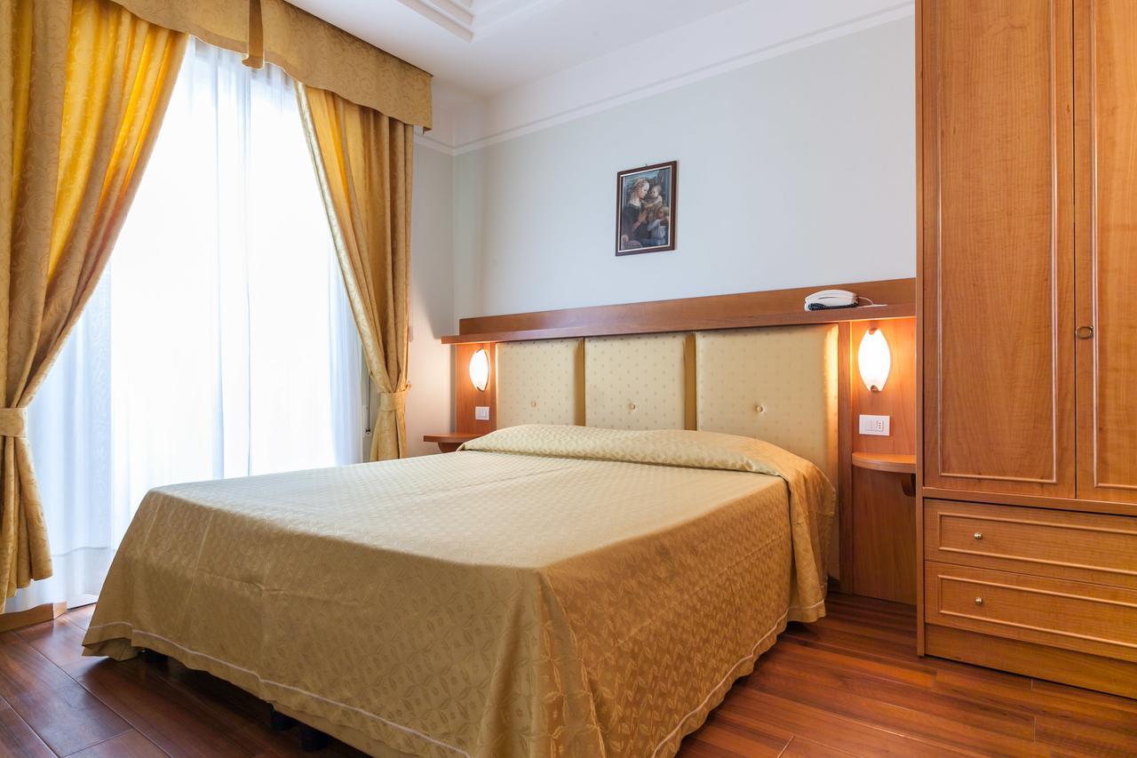 Hotel Astor Rimini Extérieur photo